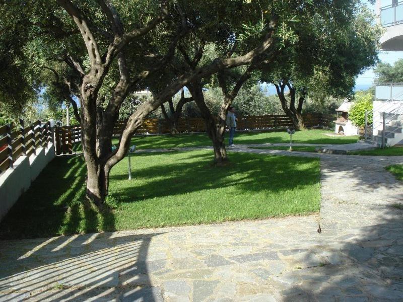 Villa Riza المظهر الخارجي الصورة